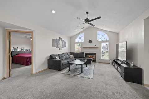 Tiny photo for 2430 Sportsman Drive, Grove City, OH 43123 (MLS # 225037375)
