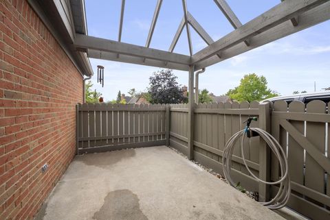 Tiny photo for 2430 Sportsman Drive, Grove City, OH 43123 (MLS # 225037375)