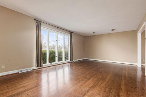 Tiny photo for 5881 Rocky Rill Road, Columbus, OH 43235 (MLS # 225044481)