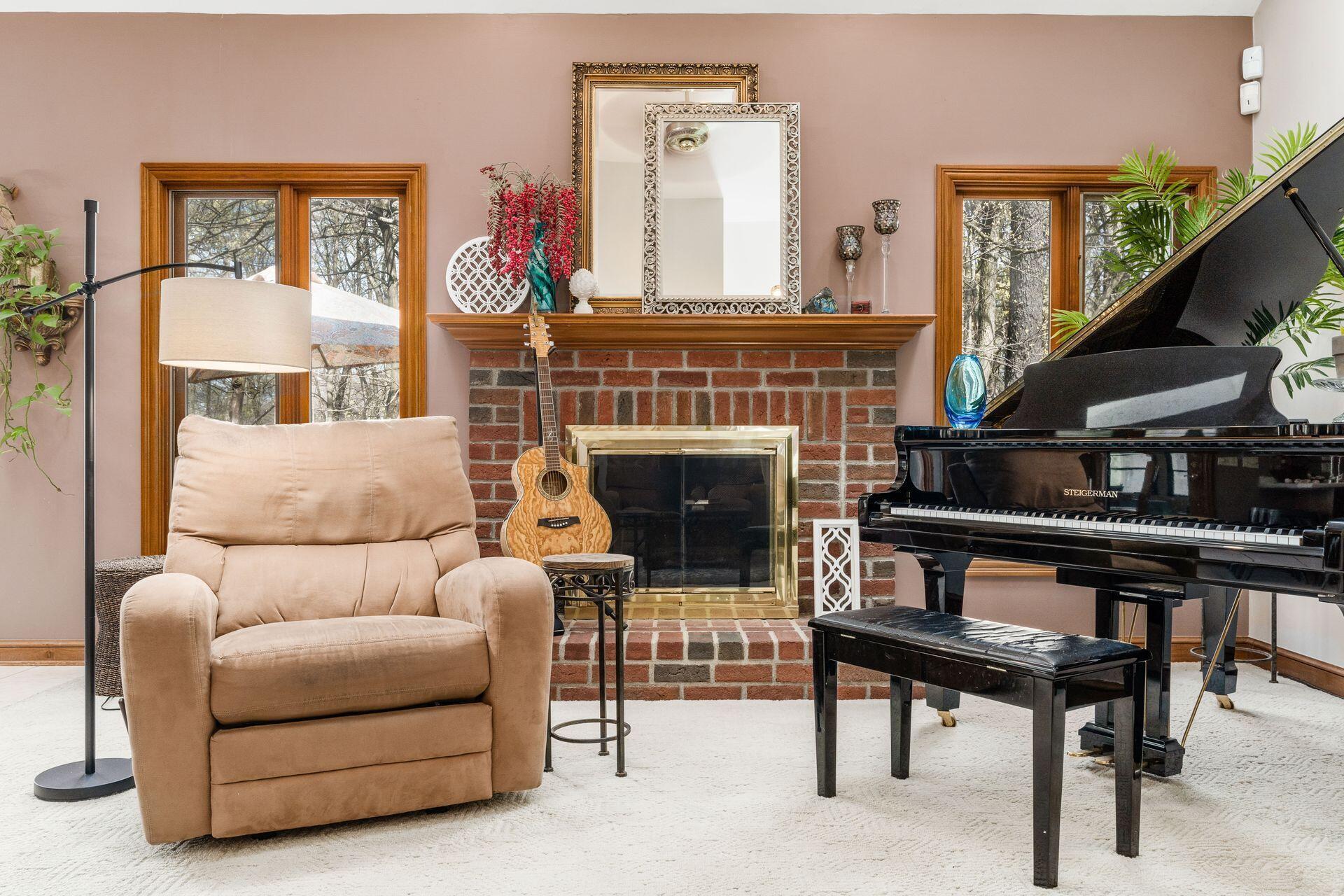 8798 Chateau Drive, Pickerington, Ohio image 12