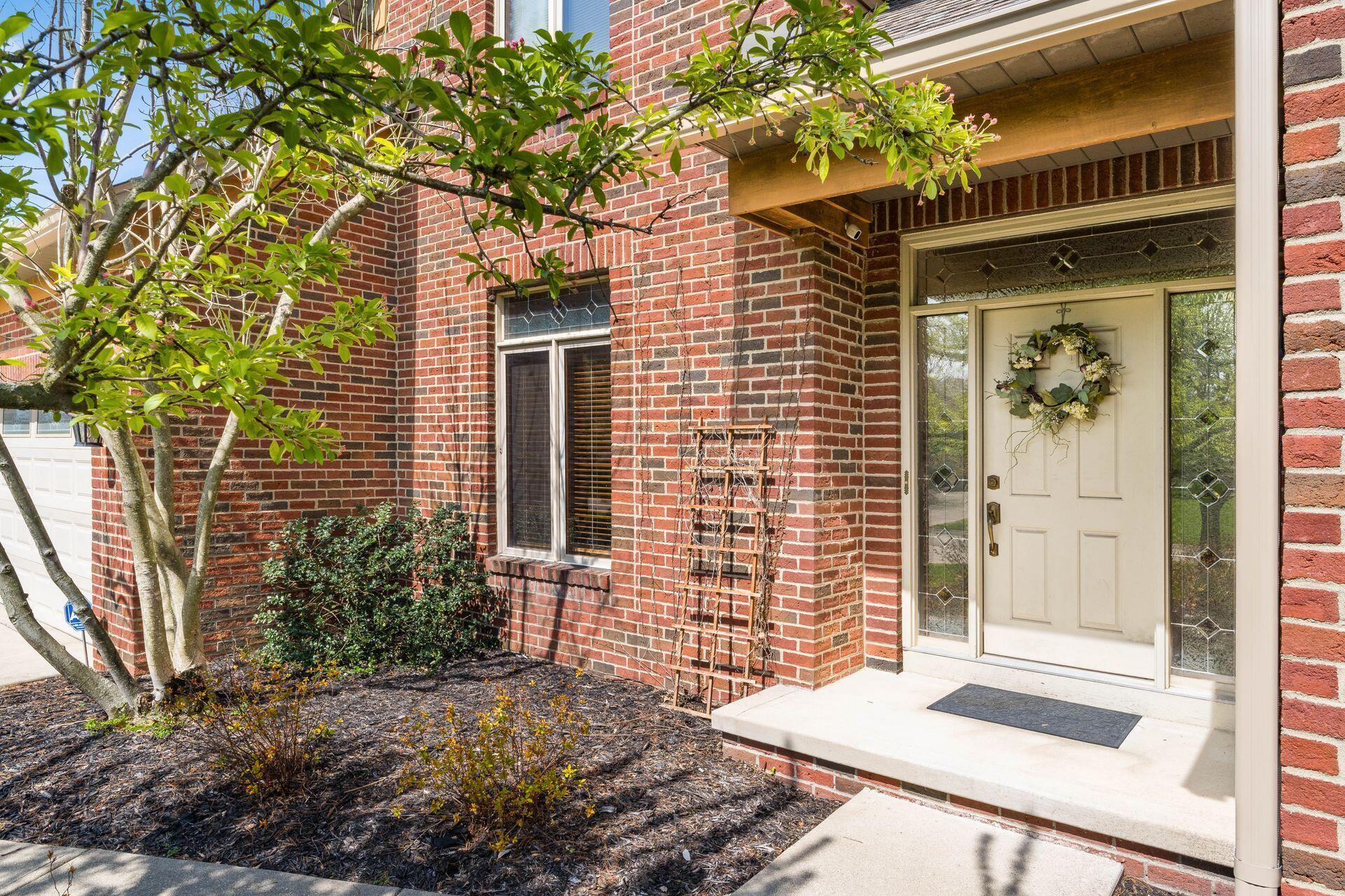 8798 Chateau Drive, Pickerington, Ohio image 7