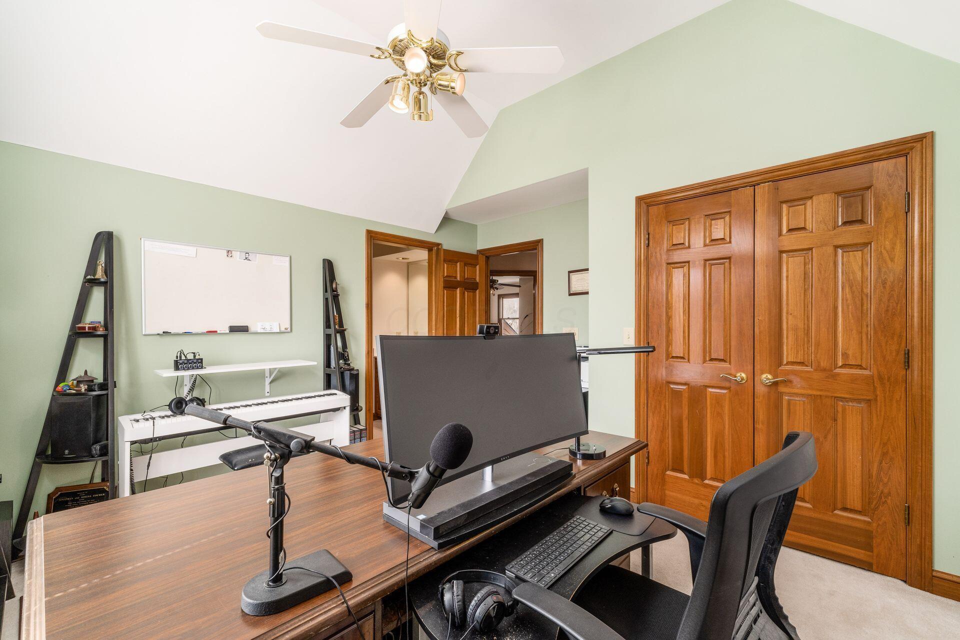8798 Chateau Drive, Pickerington, Ohio image 41