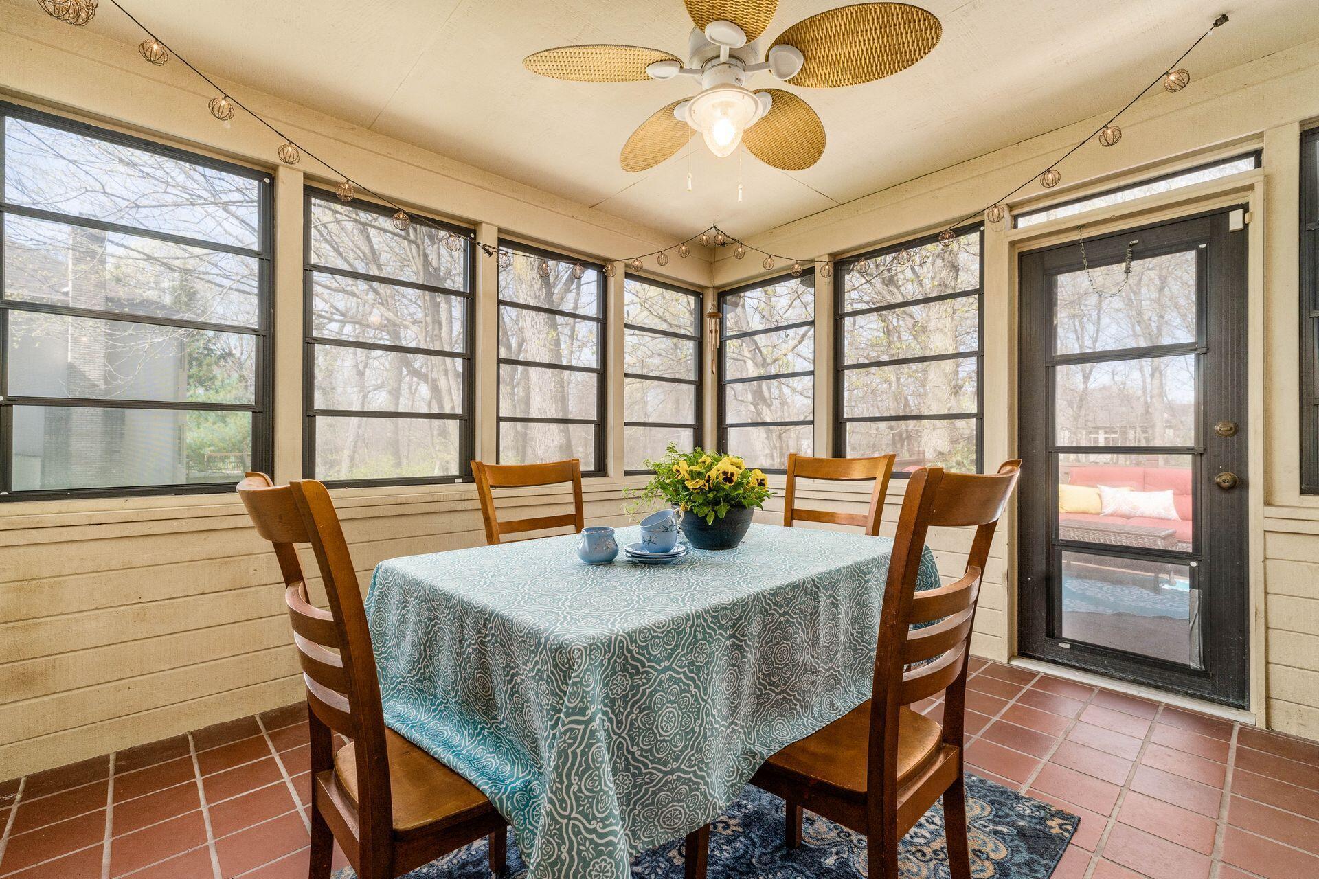 8798 Chateau Drive, Pickerington, Ohio image 42