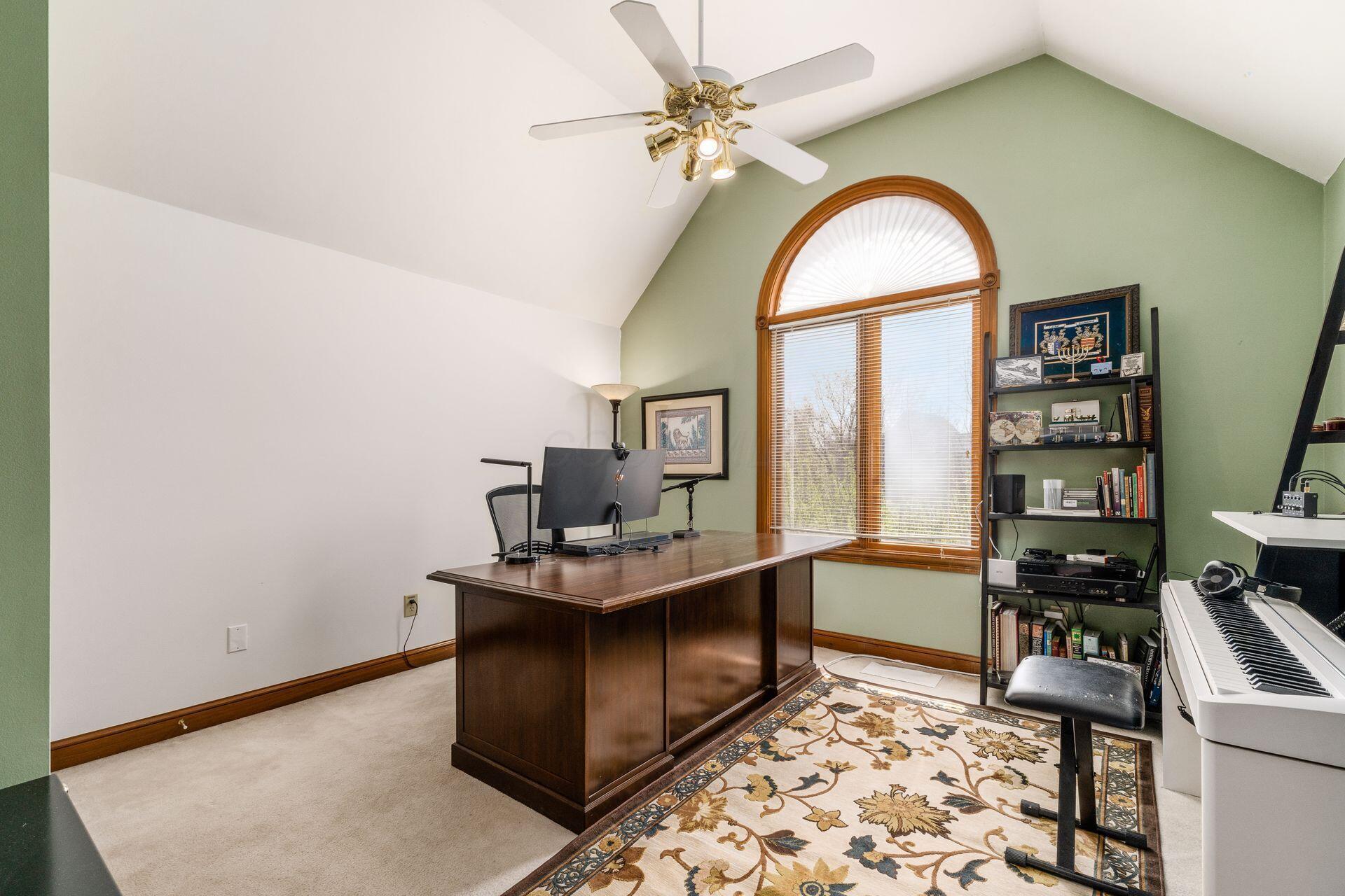 8798 Chateau Drive, Pickerington, Ohio image 40