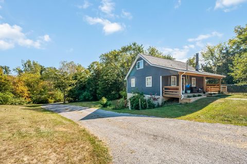 Photo of 5589 N Galena Road, Sunbury, OH 43074 (MLS # 225038139)