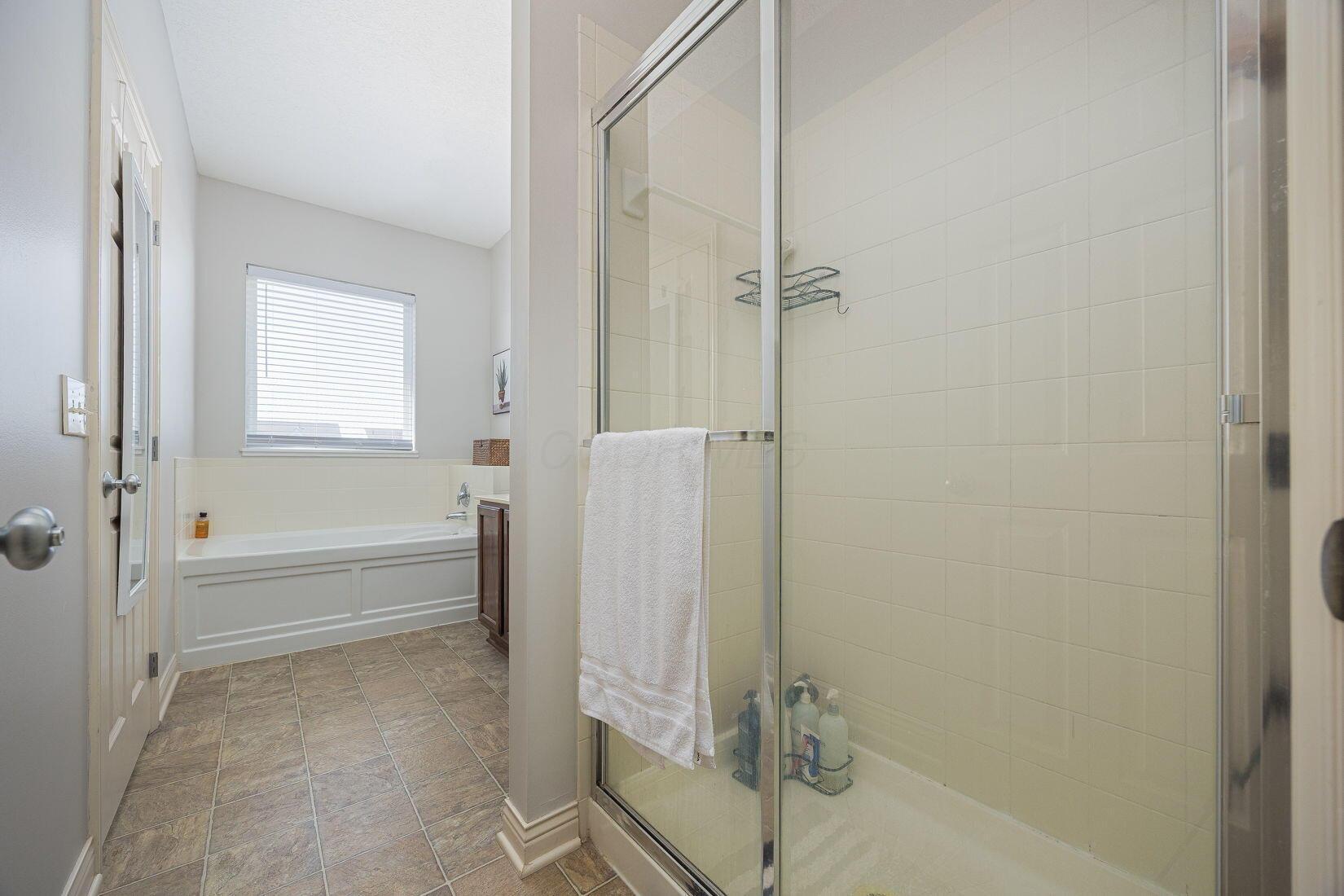 5977 Treven Way, Westerville, Ohio image 22