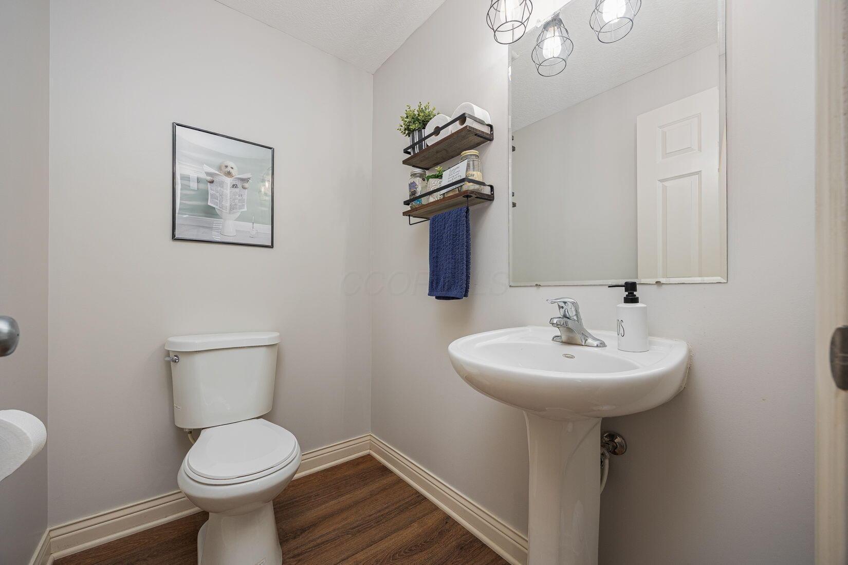 5977 Treven Way, Westerville, Ohio image 16