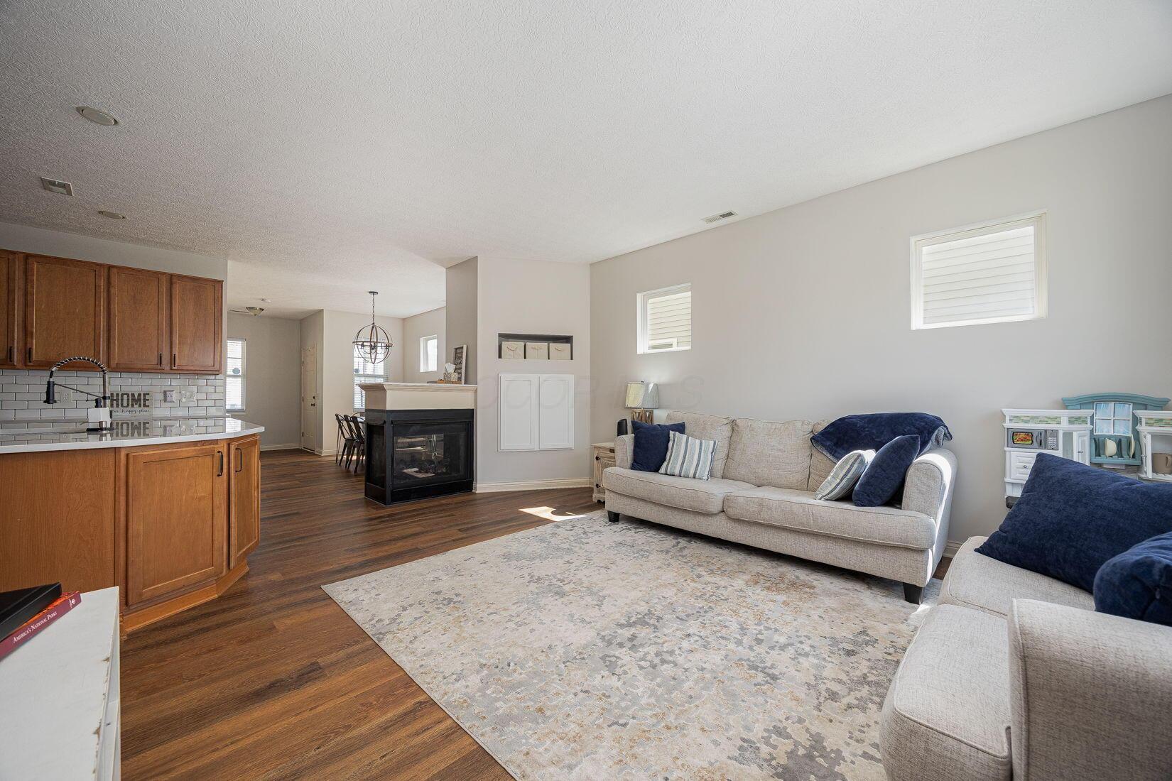 5977 Treven Way, Westerville, Ohio image 15