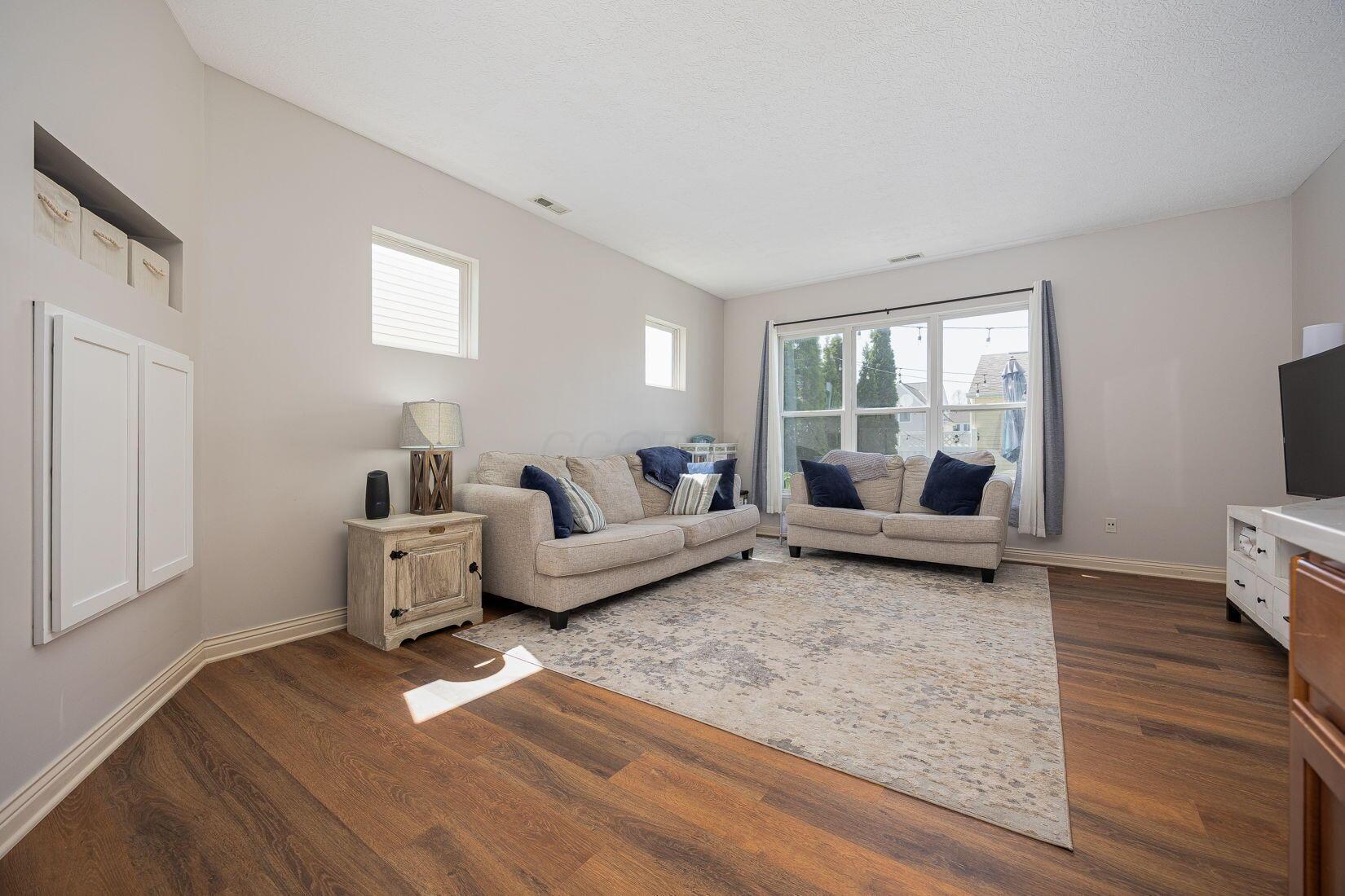 5977 Treven Way, Westerville, Ohio image 12