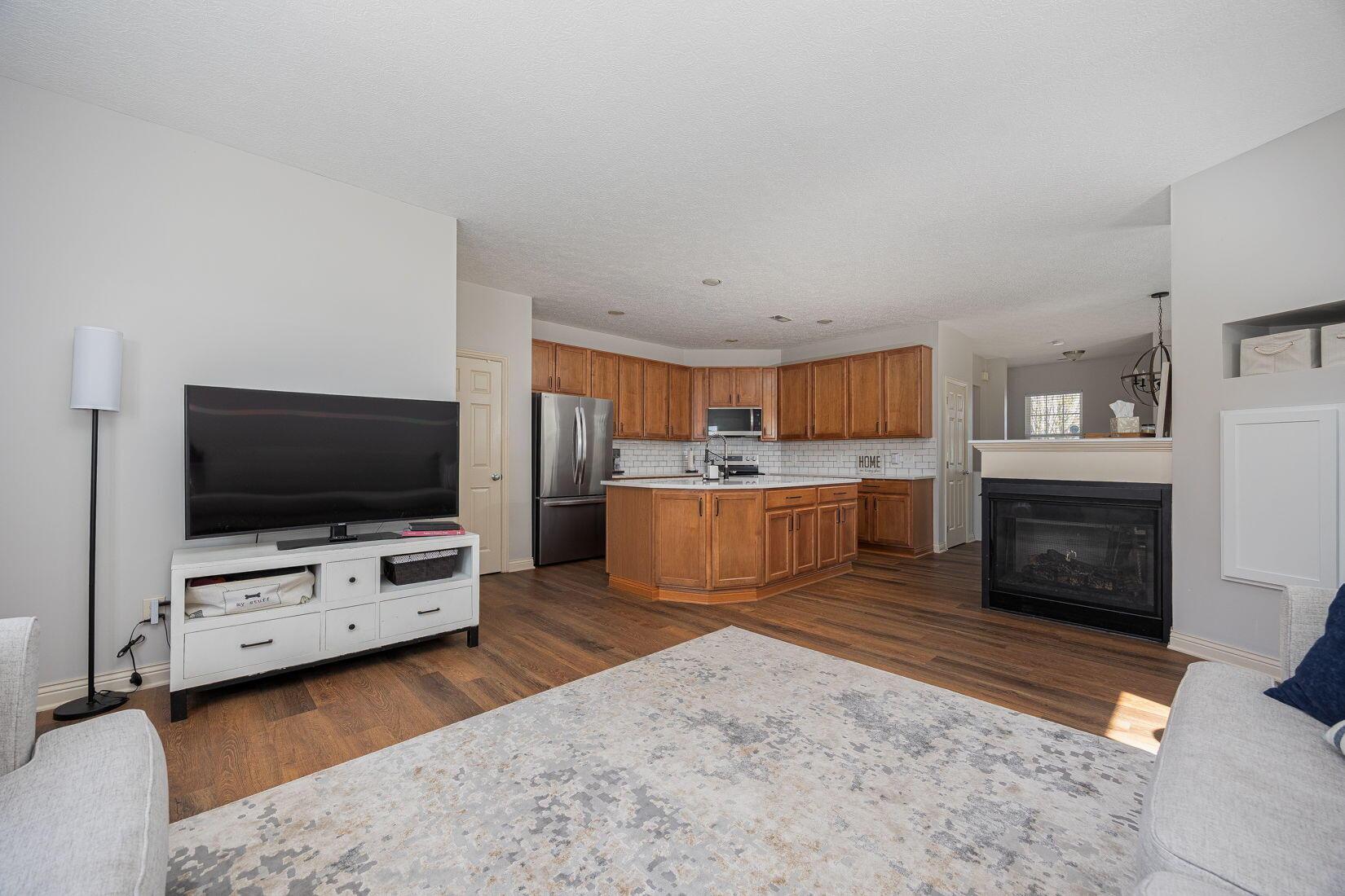 5977 Treven Way, Westerville, Ohio image 14