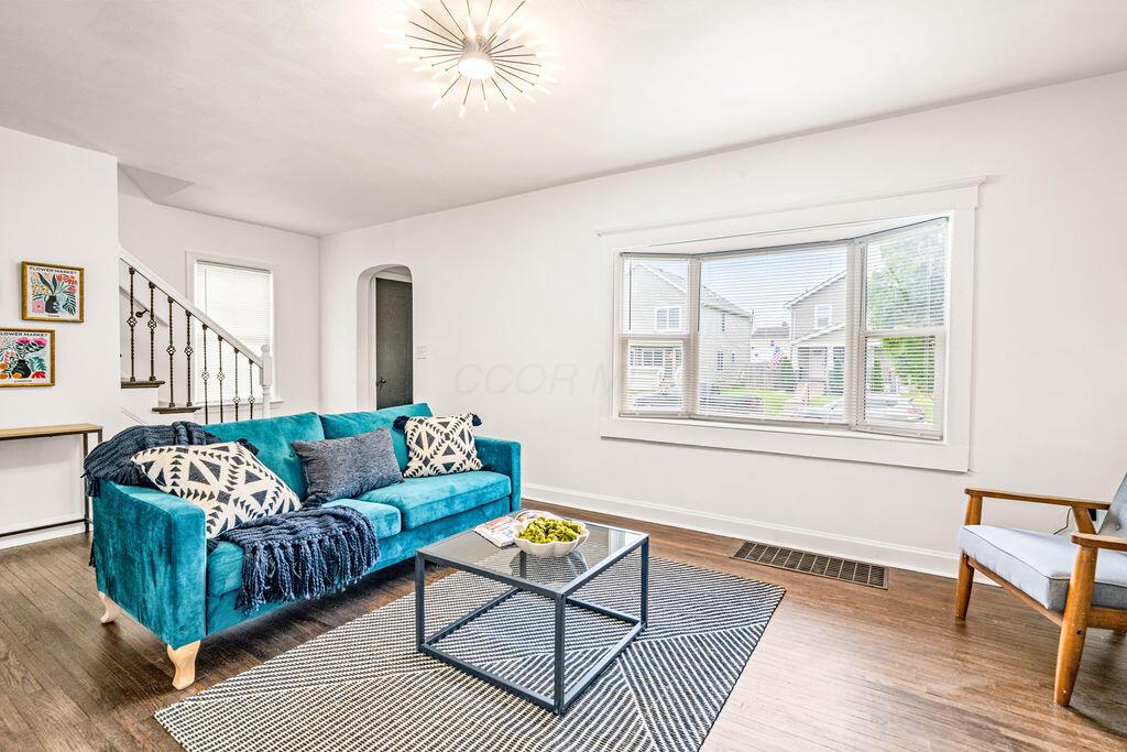 Columbus, Ohio 43211, United States, 3 Bedrooms Bedrooms, ,2 BathroomsBathrooms,Residential,Contingent,113287