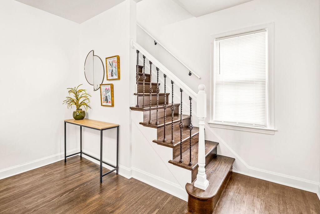 Columbus, Ohio 43211, United States, 3 Bedrooms Bedrooms, ,2 BathroomsBathrooms,Residential,Contingent,113287