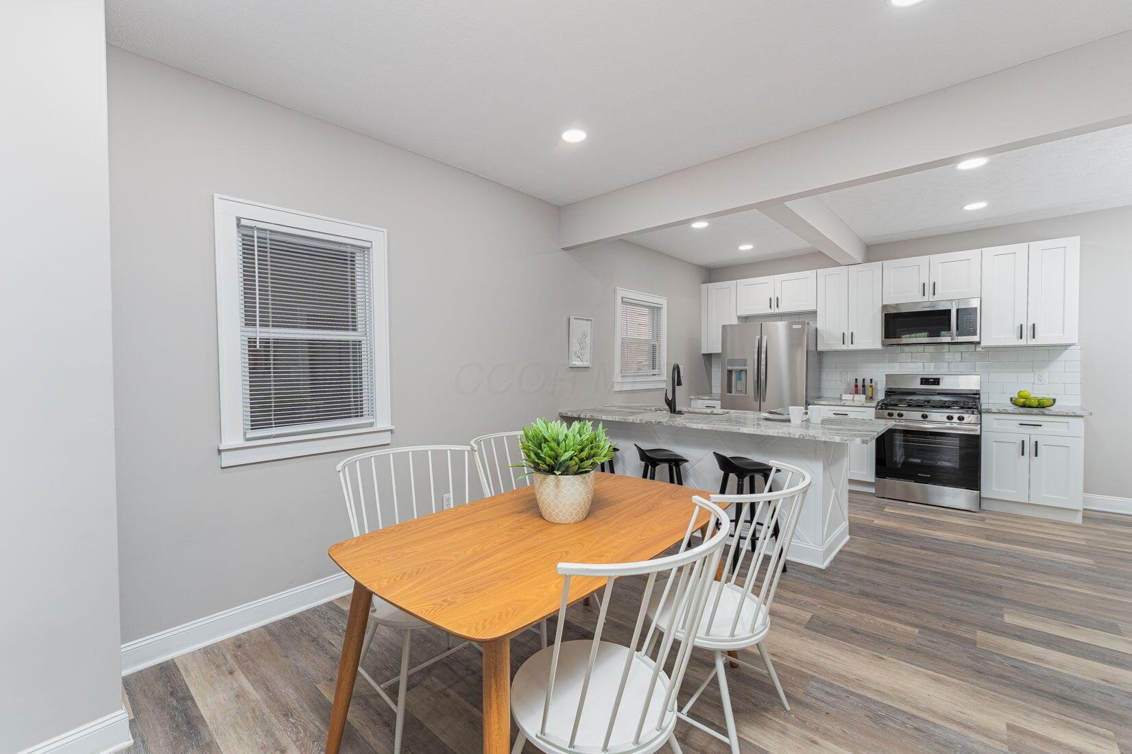 146 E Woodrow Avenue, Columbus, Ohio image 12