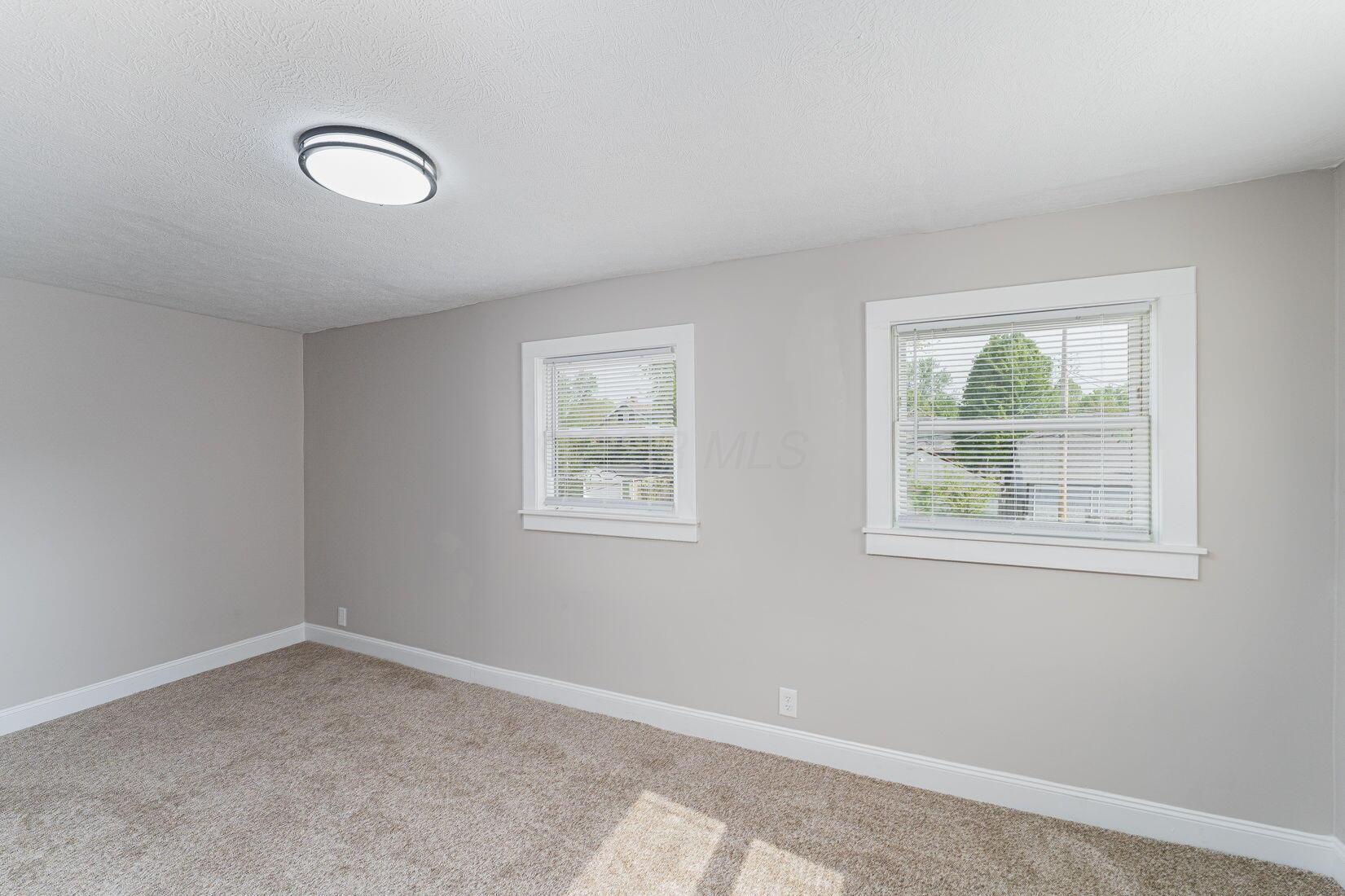 146 E Woodrow Avenue, Columbus, Ohio image 23