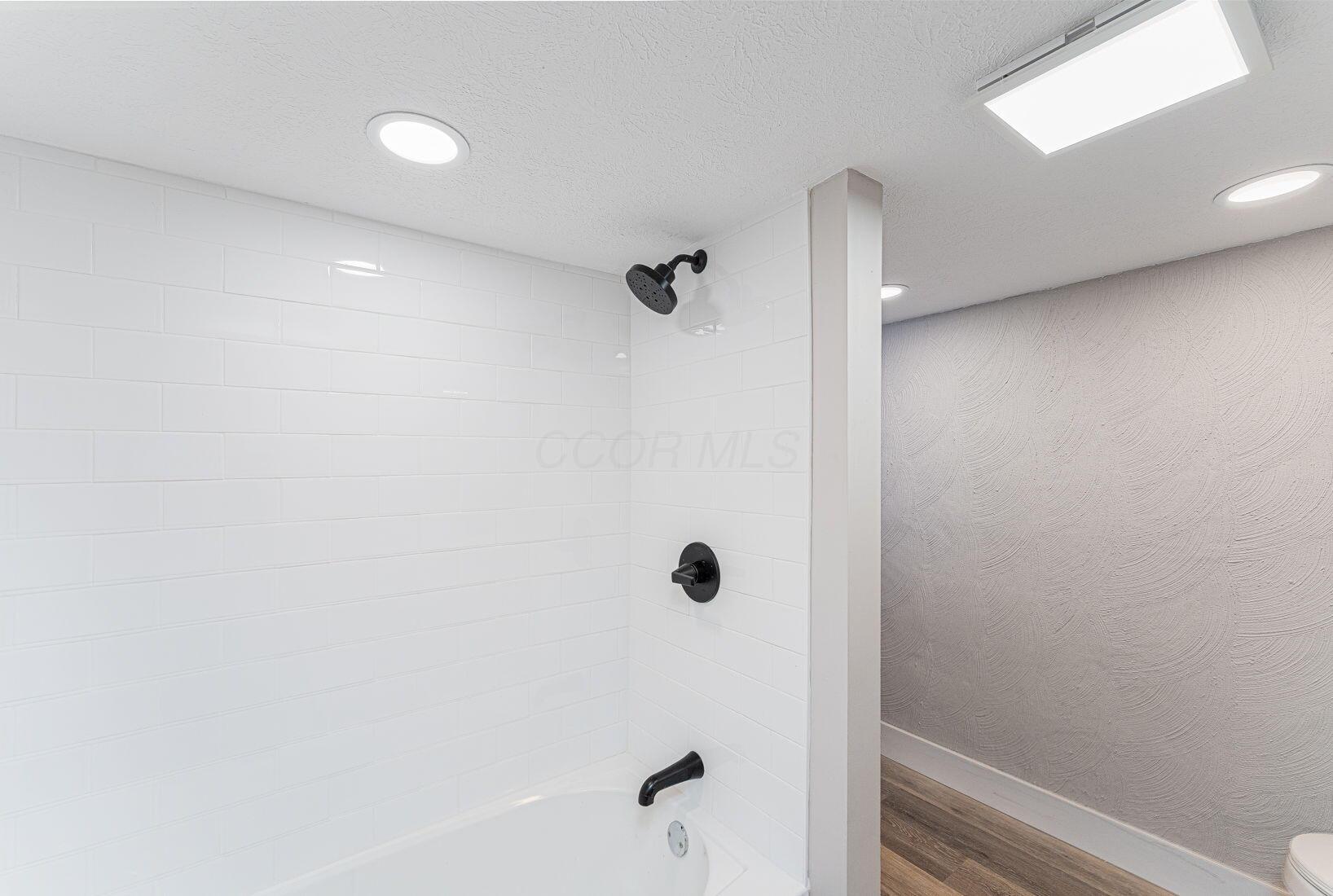 146 E Woodrow Avenue, Columbus, Ohio image 34