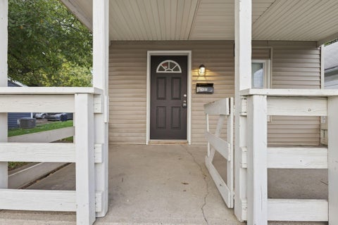 Tiny photo for 2405 S 7th Street, Columbus, OH 43207 (MLS # 226036209)