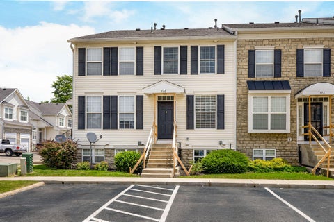 Photo of 396 Oxford Oak Drive, Blacklick, OH 43004 (MLS # 226024437)