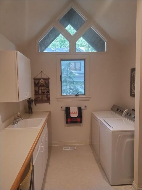 Tiny photo for 668 Founders Ridge Drive, Columbus, OH 43230 (MLS # 226014089)
