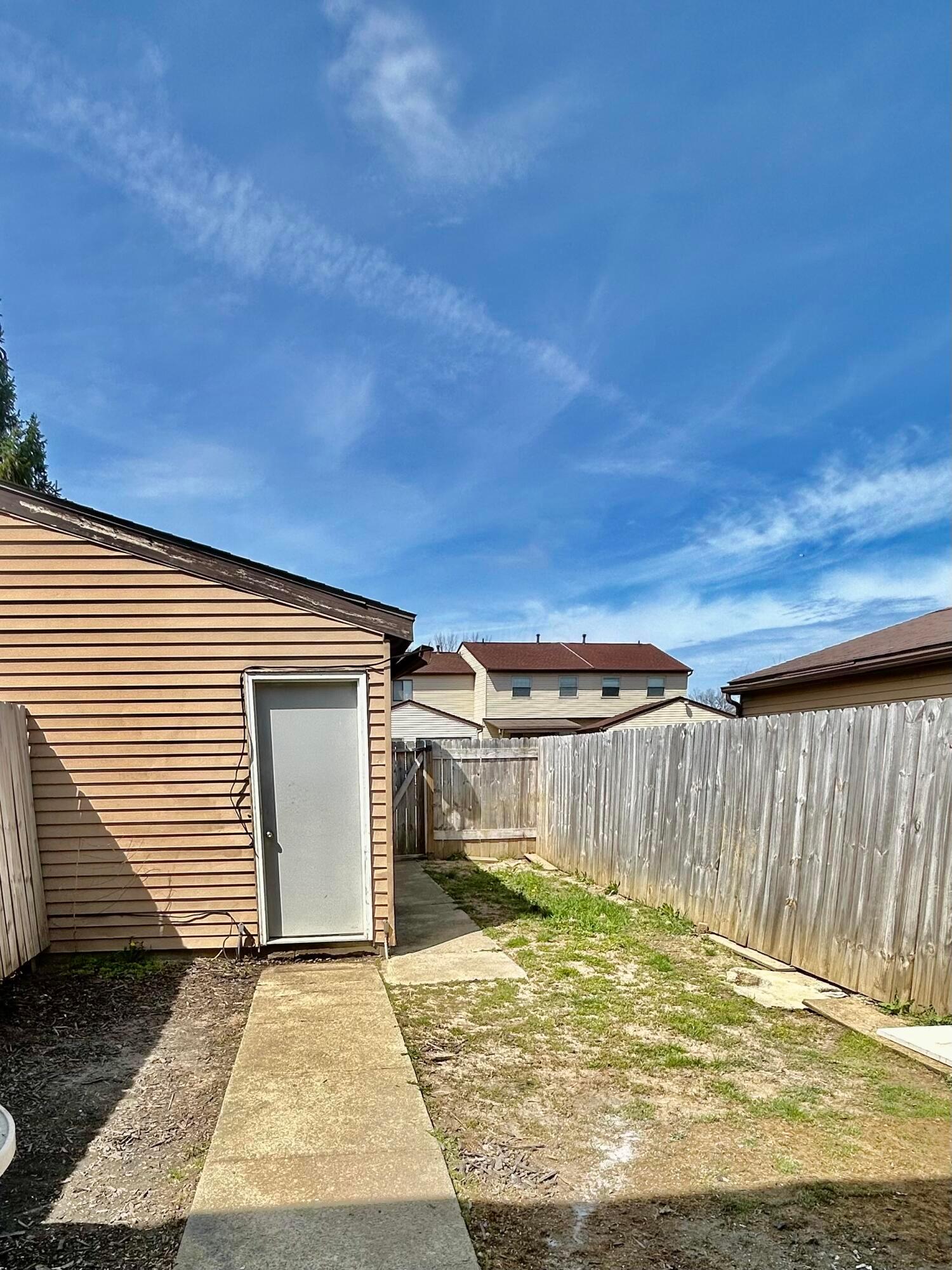 5714 Kendrick Drive, Galloway, Ohio image 13