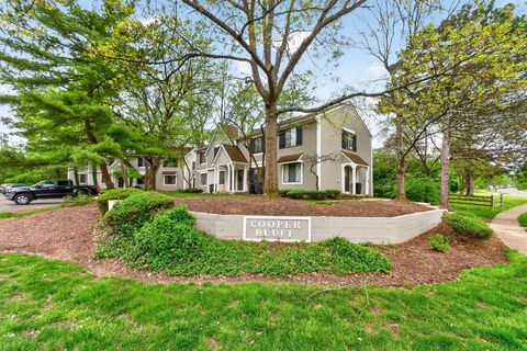 Homes For Sale - 3001 Cooper Bluff Drive<br/> Franklin County, Columbus, OH 43231