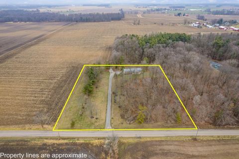 Photo of 1909 County Road 135, Edison, OH 43320 (MLS # 226000644)