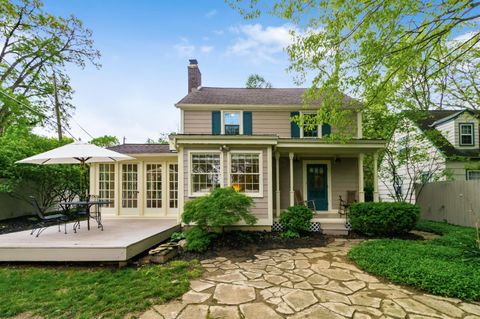 Photo of 697 Overbrook Drive, Columbus, OH 43214 (MLS # 226014828)
