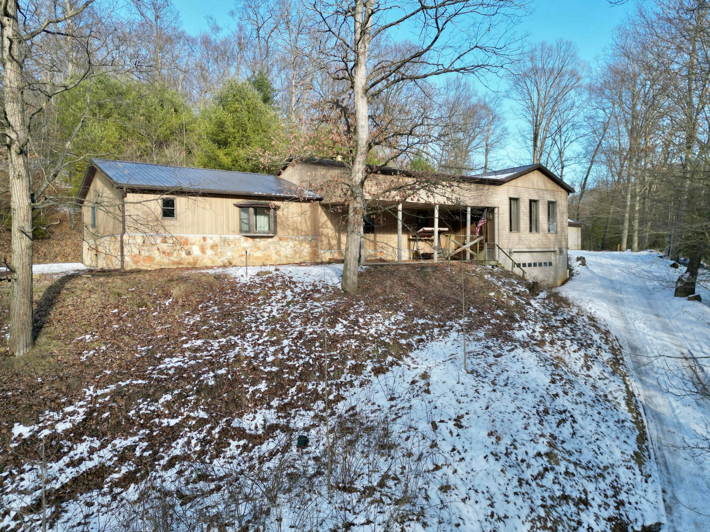 20036 Township Road 164, Coshocton, Ohio image 1