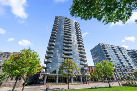 Condo For Rent - 300 W Spring Street #404<br/> Columbus, OH 43215