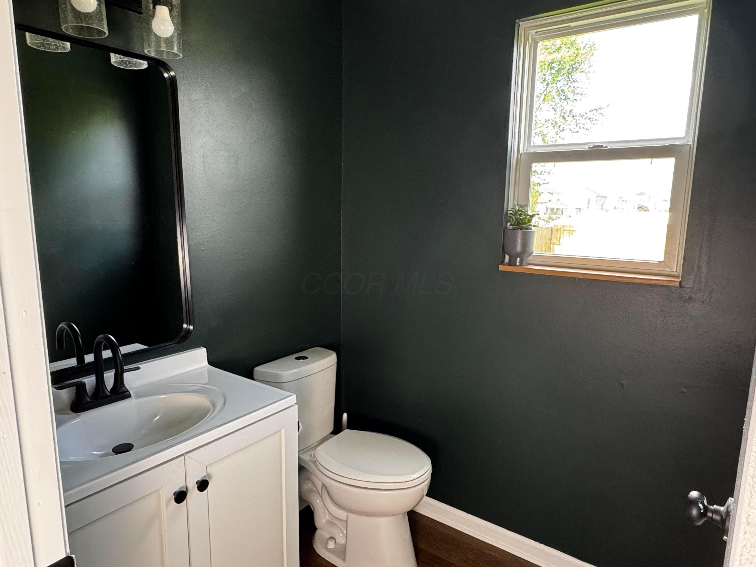 4227 Sestos Drive, Columbus, Ohio image 10