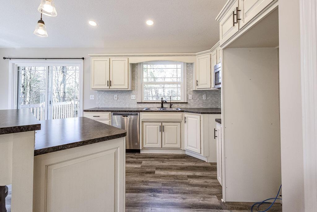 625 Grand Ridge Drive, Howard, Ohio image 5