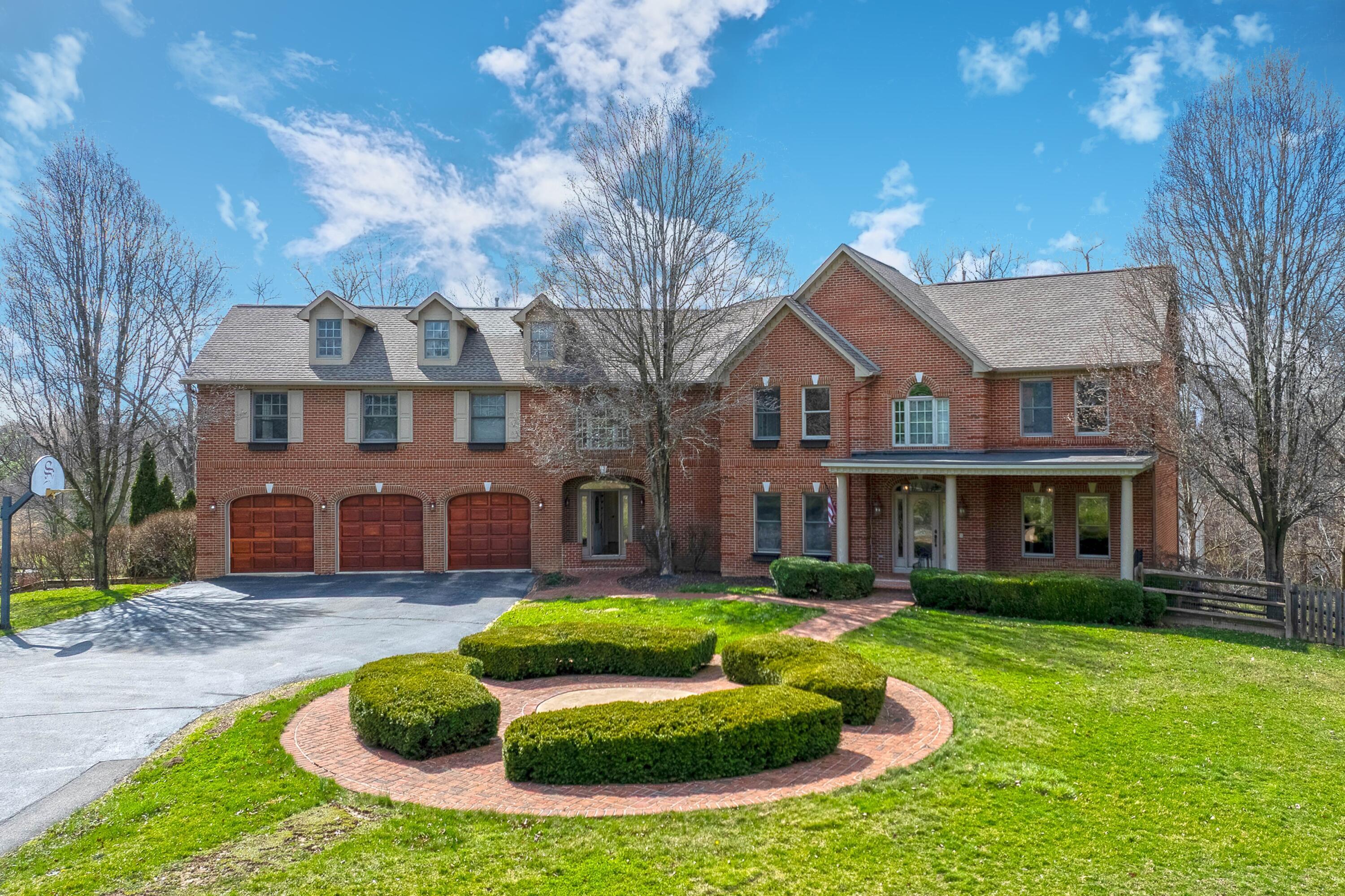 7040 Africa Road, Galena, Ohio image 6