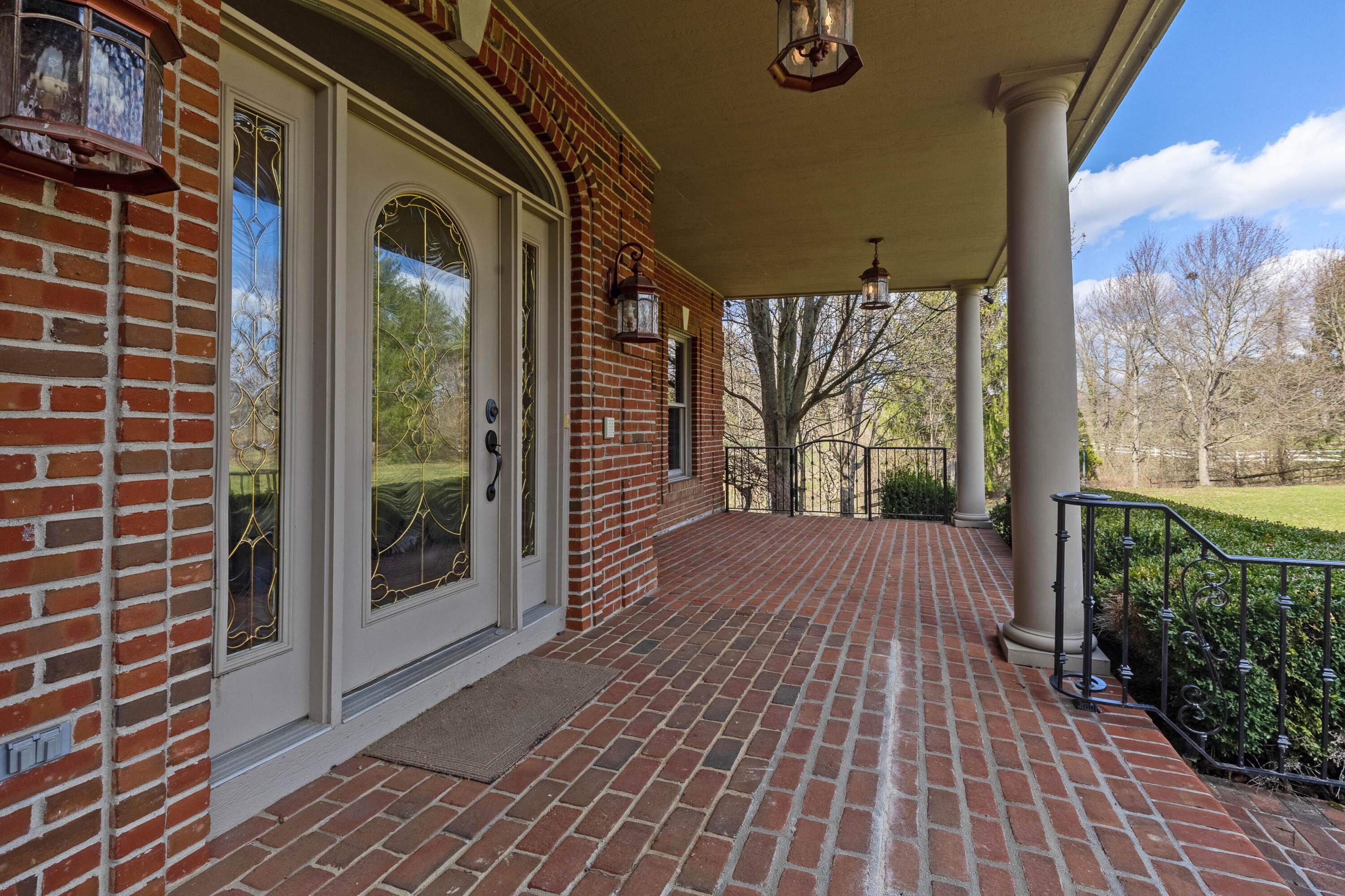 7040 Africa Road, Galena, Ohio image 8