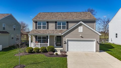 Photo of 201 Rosewood Loop SW, Commercial Point, OH 43116 (MLS # 226009888)