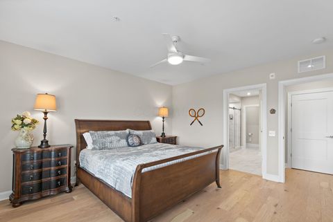 Tiny photo for 5211 Highpointe Lakes Drive 7402 #7402, Westerville, OH 43081 (MLS # 226000627)