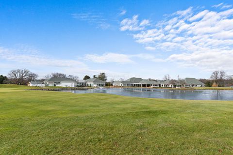 Tiny photo for 5211 Highpointe Lakes Drive 7402 #7402, Westerville, OH 43081 (MLS # 226000627)