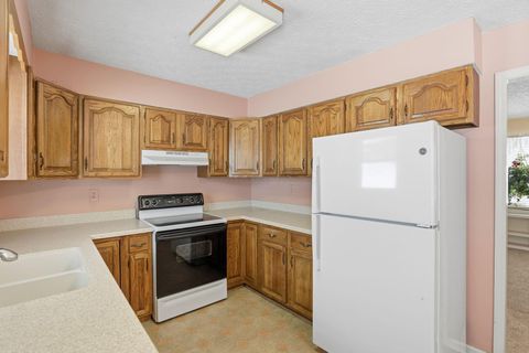 Tiny photo for 602 Deanna Stroll Road, Heath, OH 43056 (MLS # 226003094)