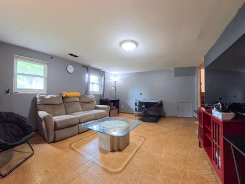 Tiny photo for 2575 McDaniel Court, Grove City, OH 43123 (MLS # 226014292)