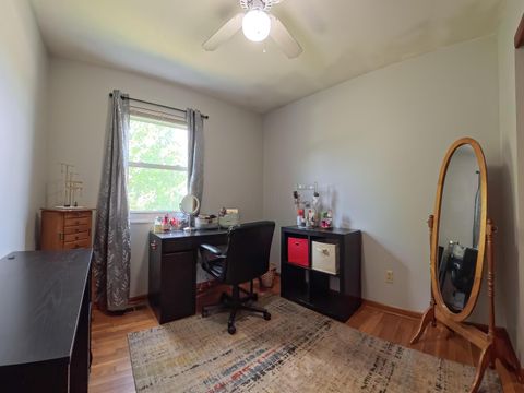 Tiny photo for 2575 McDaniel Court, Grove City, OH 43123 (MLS # 226014292)