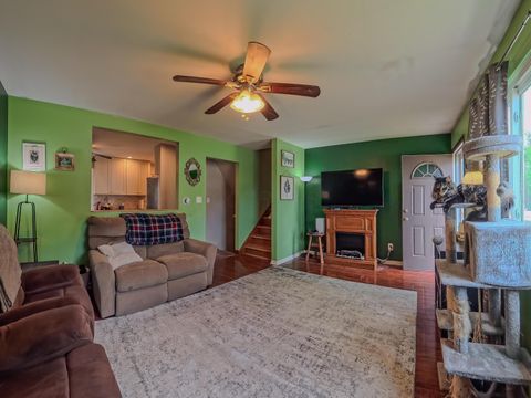 Tiny photo for 2575 McDaniel Court, Grove City, OH 43123 (MLS # 226014292)