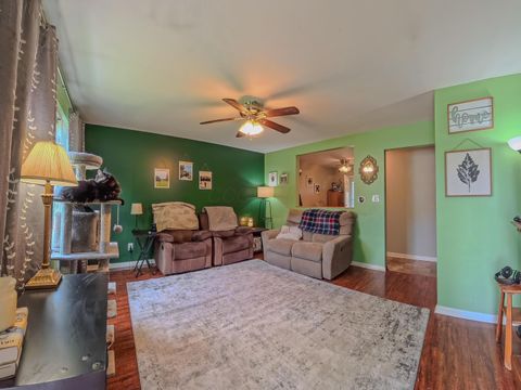 Tiny photo for 2575 McDaniel Court, Grove City, OH 43123 (MLS # 226014292)