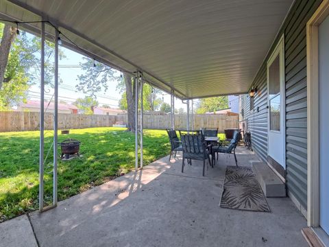 Tiny photo for 2575 McDaniel Court, Grove City, OH 43123 (MLS # 226014292)