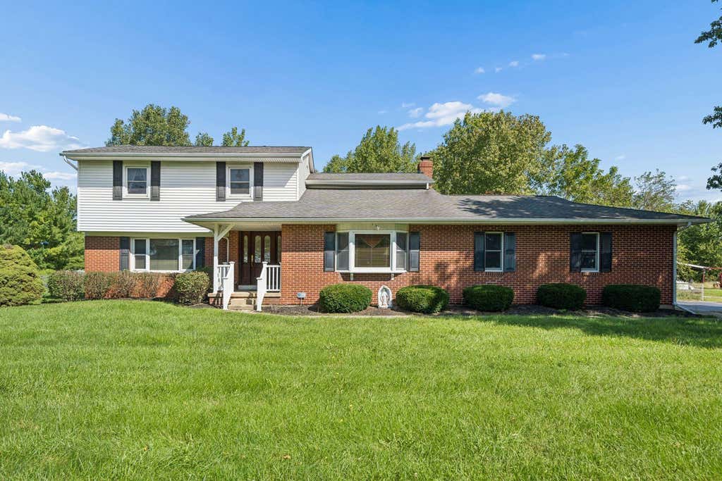 Photo of 5356 Grove City Road, Grove City, OH 43123 (MLS # 226032299)