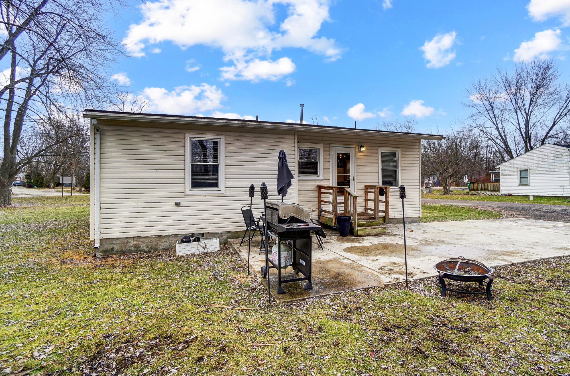 1503 Beach Drive, Medway, Ohio image 36