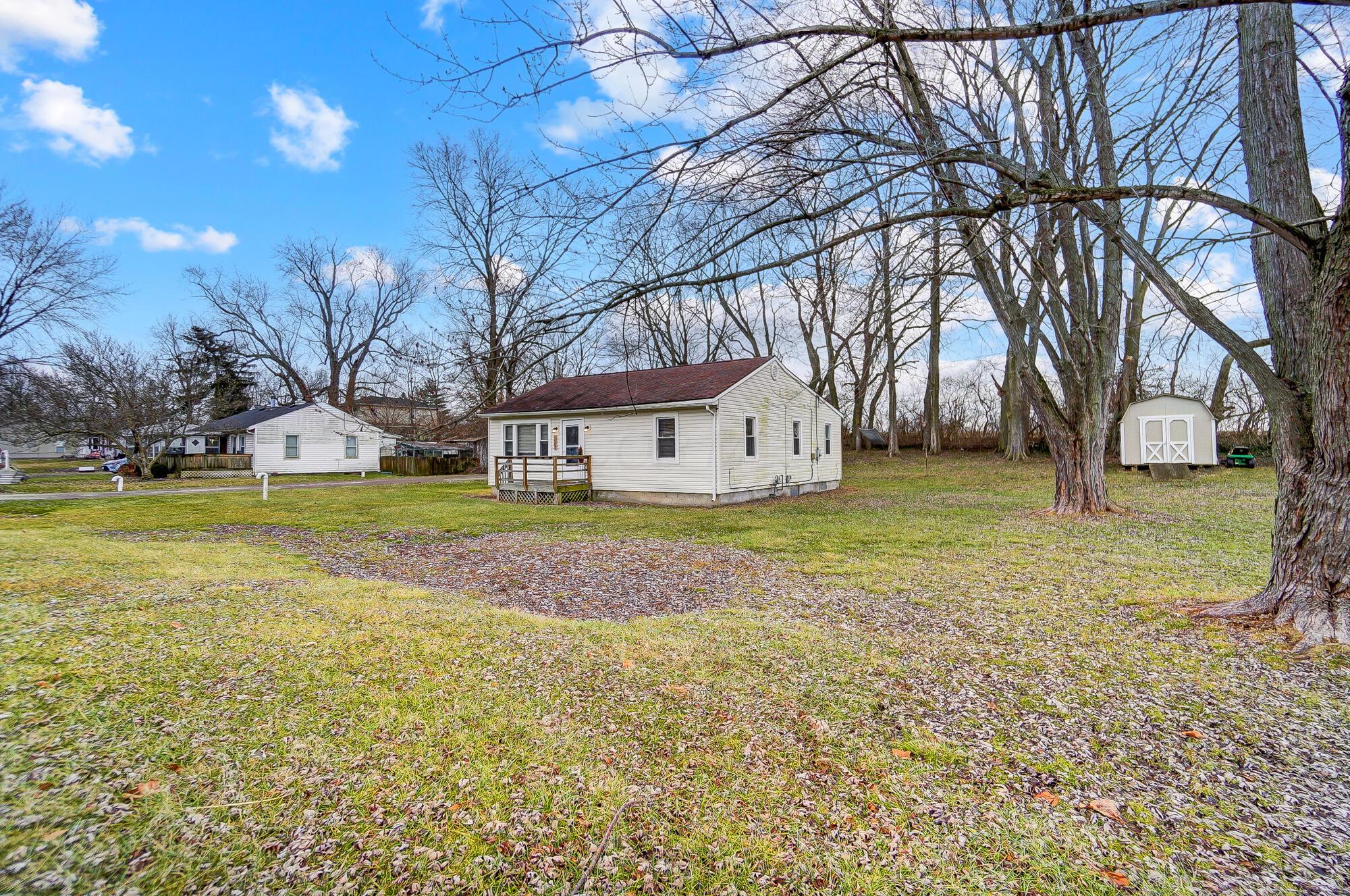 1503 Beach Drive, Medway, Ohio image 3