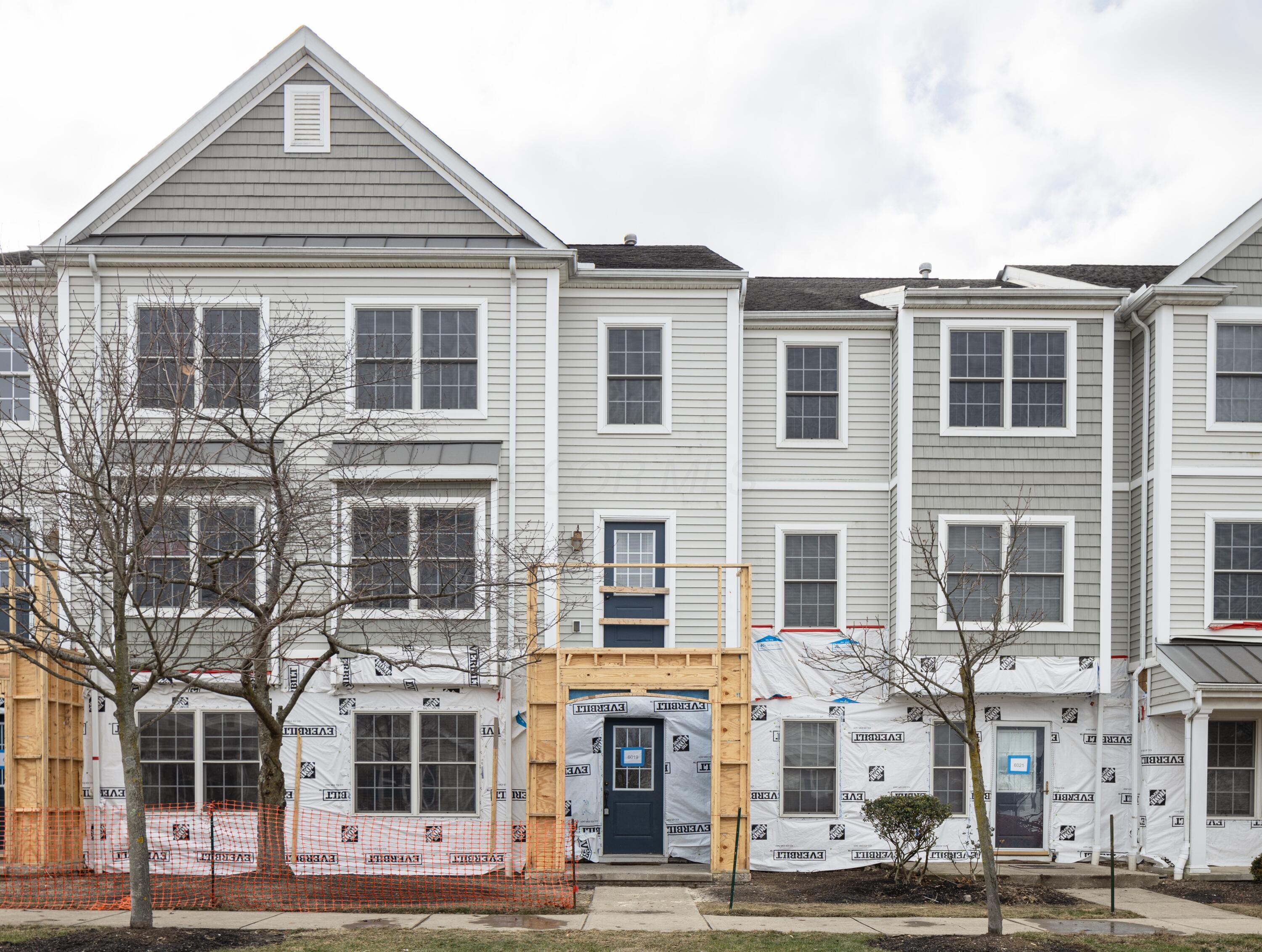 6019 Canyon Creek Drive #205, Dublin, Ohio image 1
