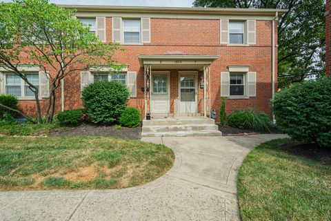 Condominium in Columbus OH 1870 Northwest Boulevard.jpg