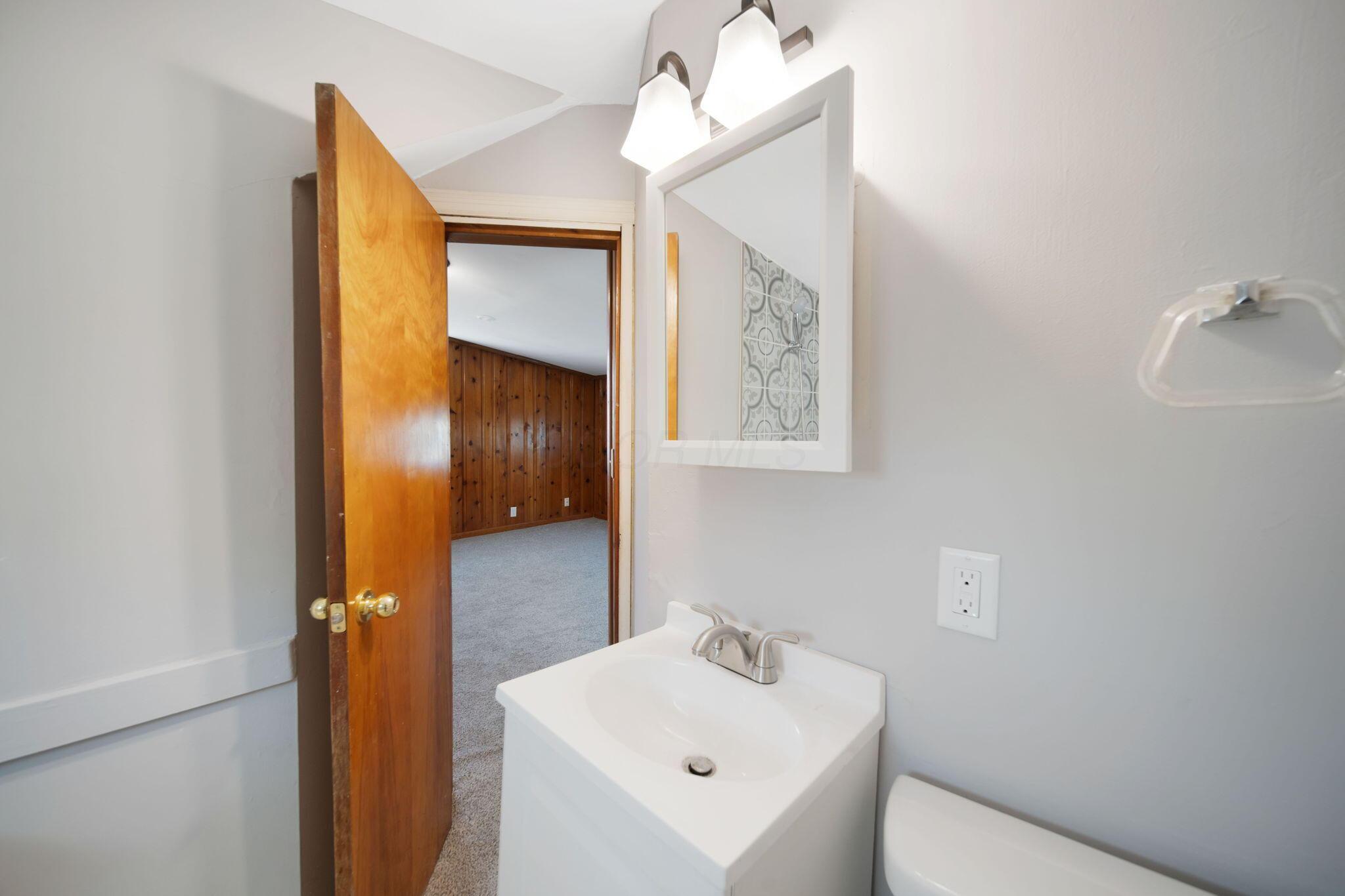 2575 Jordan Road, Columbus, Ohio image 50