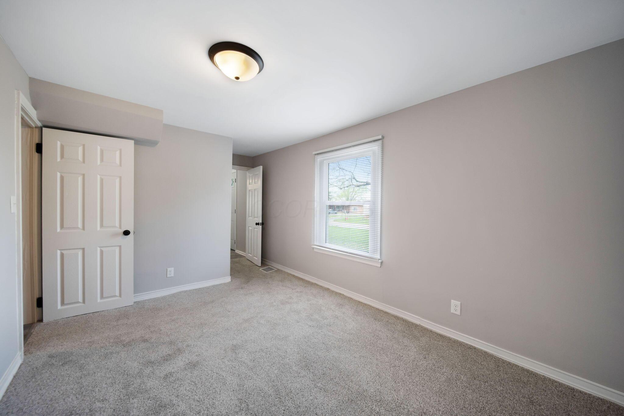 2575 Jordan Road, Columbus, Ohio image 32