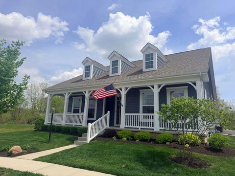 Photo of 216 Honeywood Drive E, Galena, OH 43021 (MLS # 226014383)
