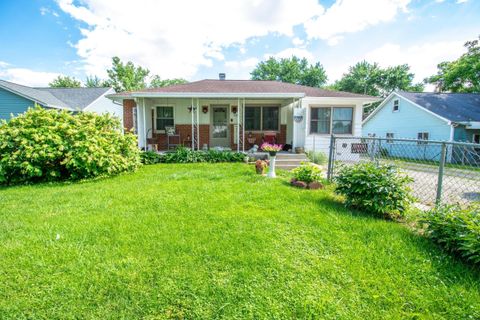 Photo of 1089 Meadow Lane, Columbus, OH 43207 (MLS # 226016430)